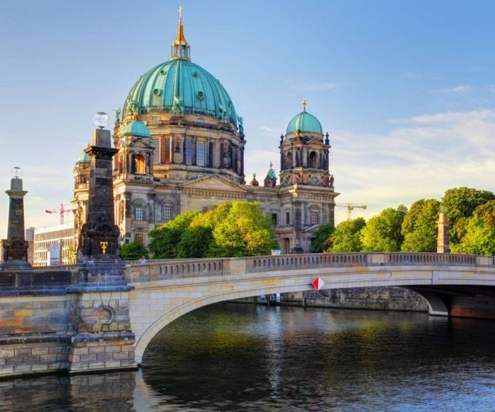 Discover Berlin Half-Day Walking Tour